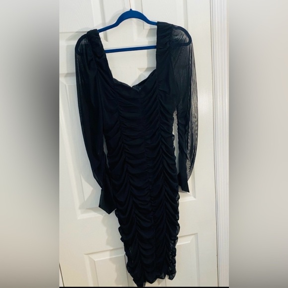 Black Ruched Mesh Bodycon mini Dress Size L Long Sleeve Sweetheart Neckline - Picture 3 of 6